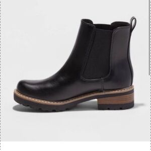 Universal Thread Celina Chelsea Waterproof Boot